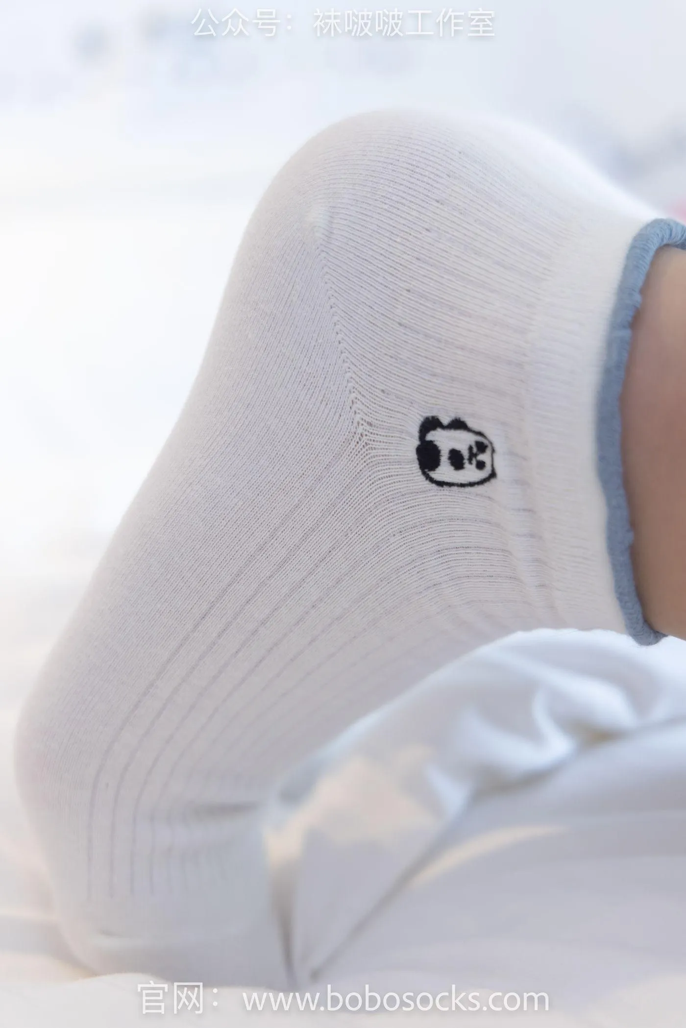 [BoBoSocks袜啵啵]NO.096 小甜豆-板鞋、白棉袜、油亮肉丝 [145P]插图5